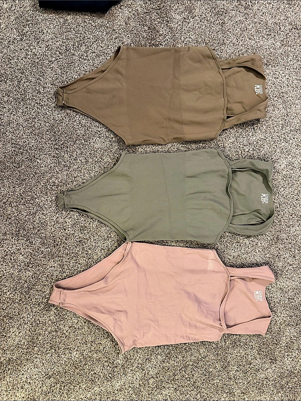 OQQ Ribbed Tank Top 3-Piece Set in Pink & Green Large Like New